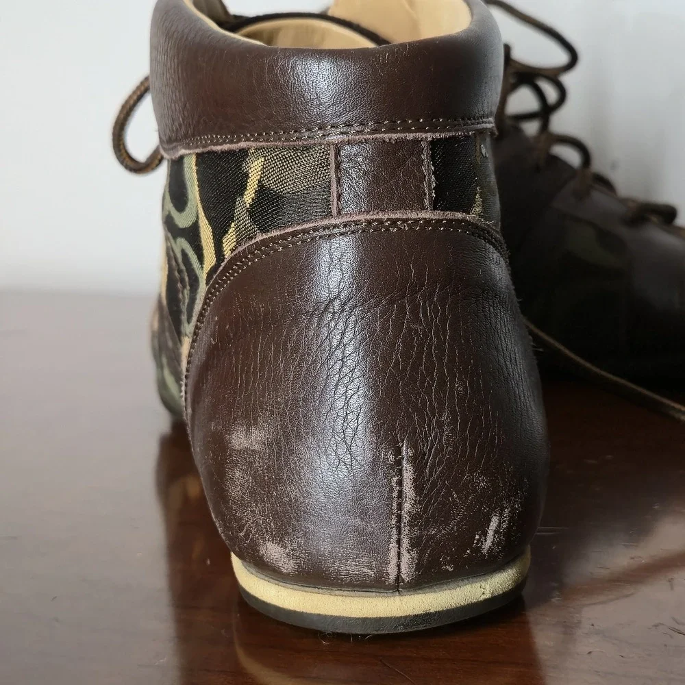 Coach Hammond 9.5D Signature C High Top Sneakers Brown Monogram Leather Chukka